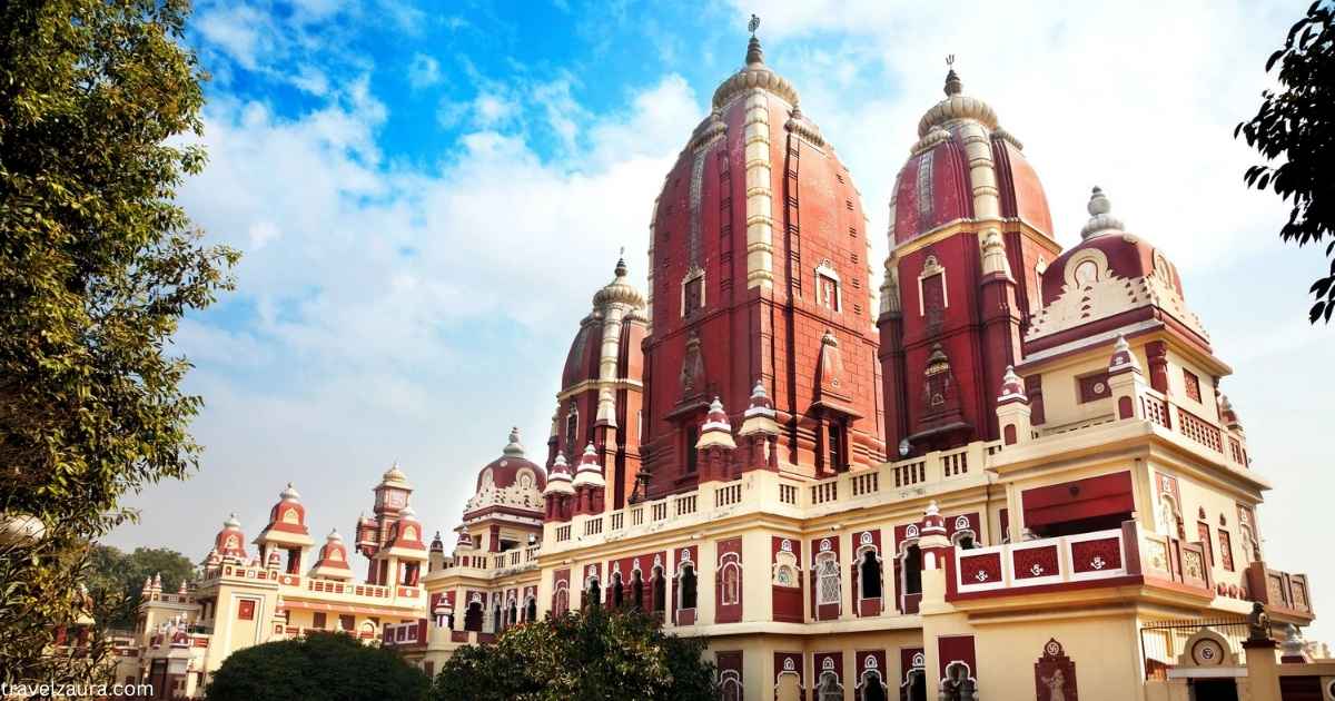 Govind Dev Ji Temple Jaipur, City Palace complex at dusk.