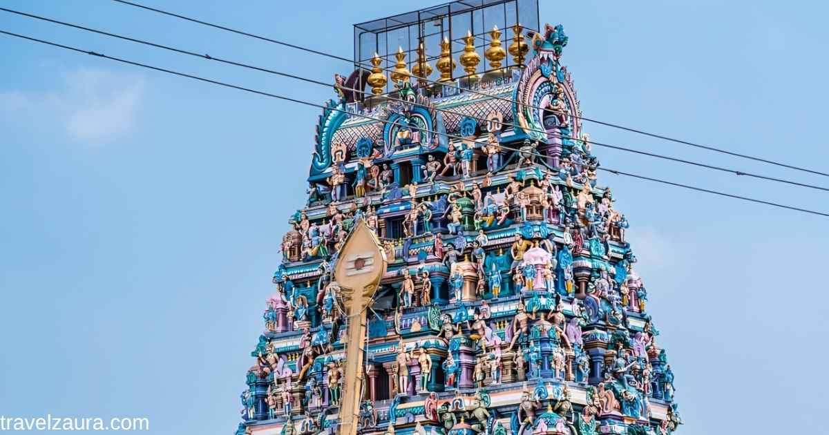 Siruvapuri Murugan Temple entrance during morning darshan.
