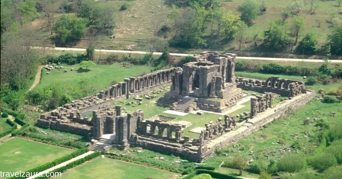 best-time-to-visit-martand-temple