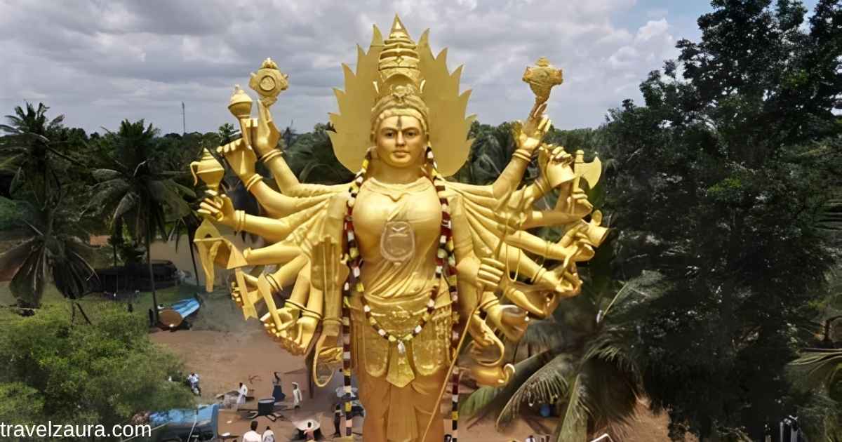 Gowdagere Chamundeshwari Temple with the towering panchaloha statue.